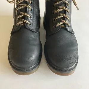 Dr. Martens | Shoes | Mens Dr Martens 8283 Black Leather  display picture 2
